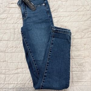 Brand new skinny jeans